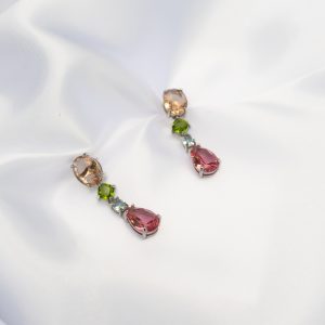 Brincos em prata coloridos