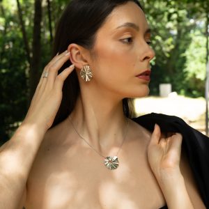 Colar em prata efeito vincado