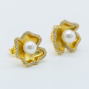 Brincos em prata flor brilhante